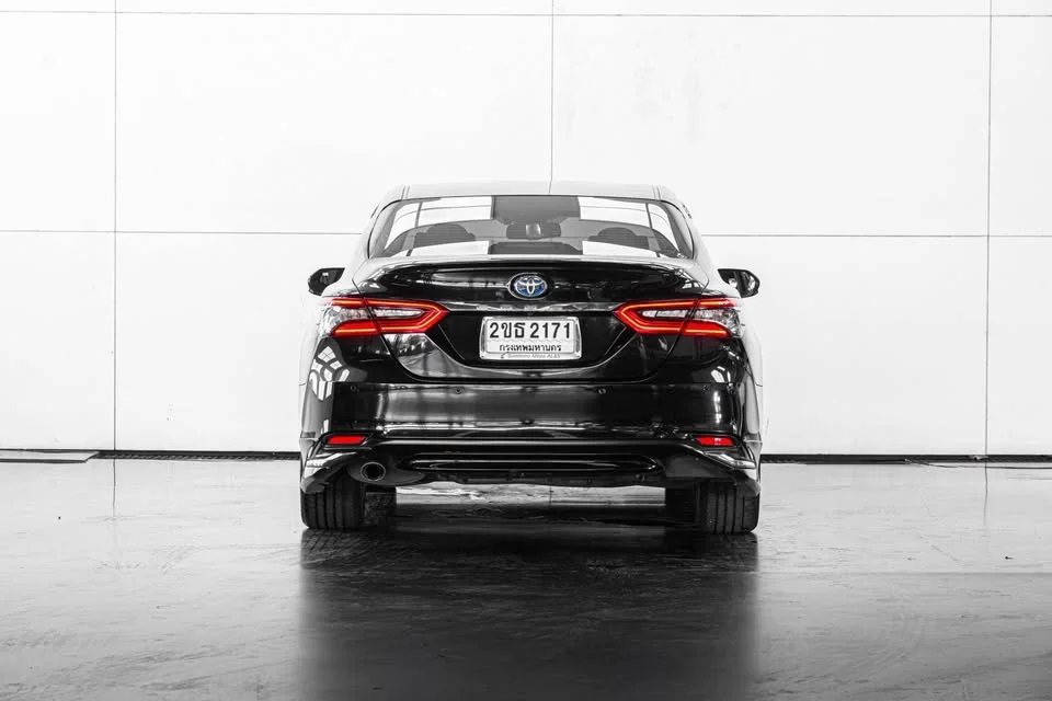 2022 Toyota Camry VIII (XV70) 3