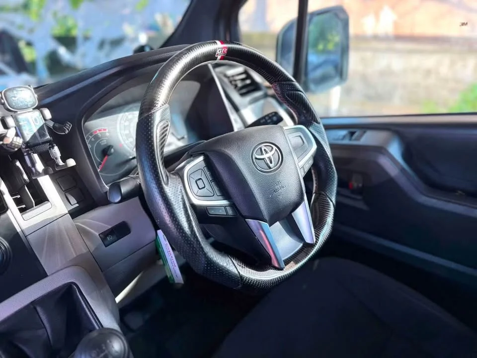 2019 Toyota HiAce VI (H300) 2