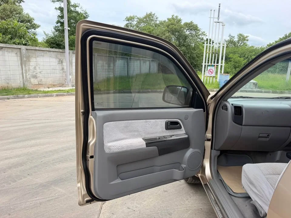 2006 Isuzu D-Max I 2