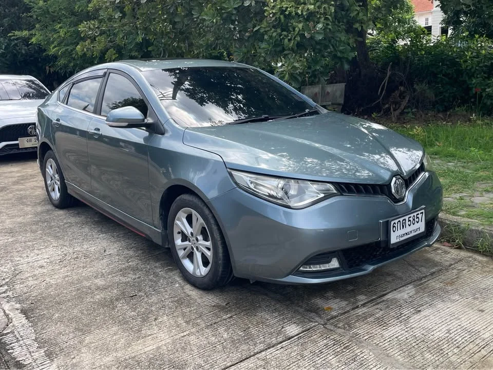2017 MG 5 I  2