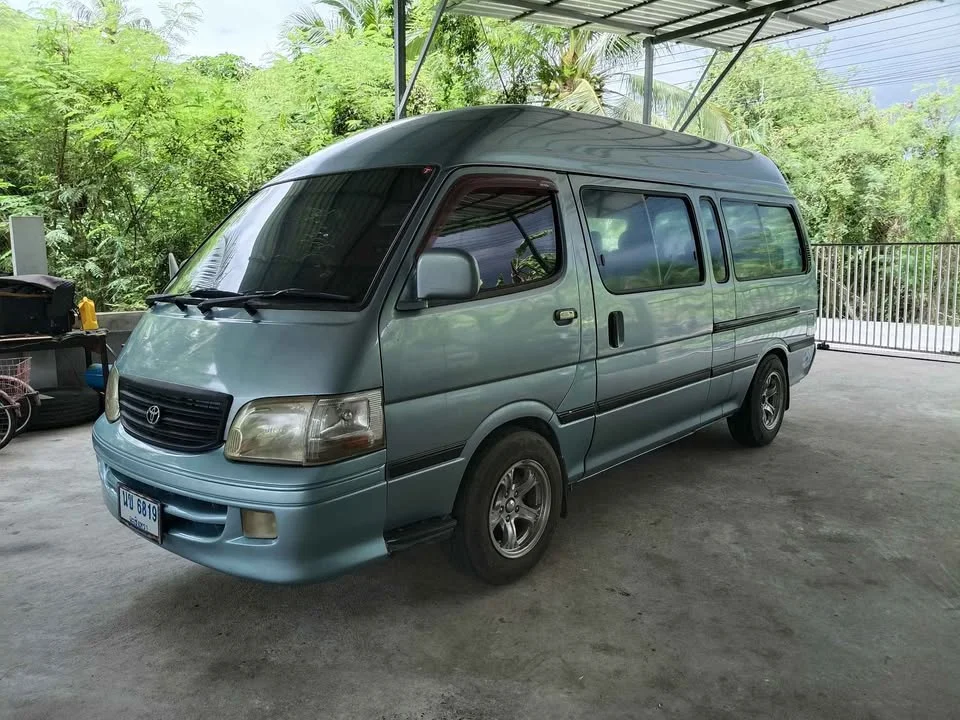 2003 Toyota Commuter IV (H100) 3