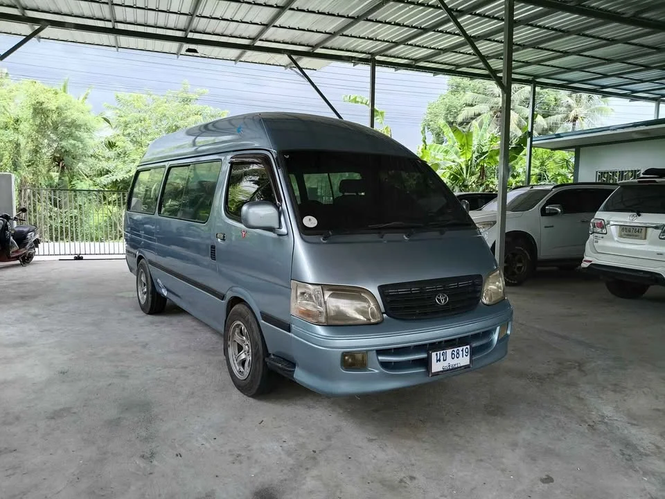 2003 Toyota Commuter IV (H100) 2