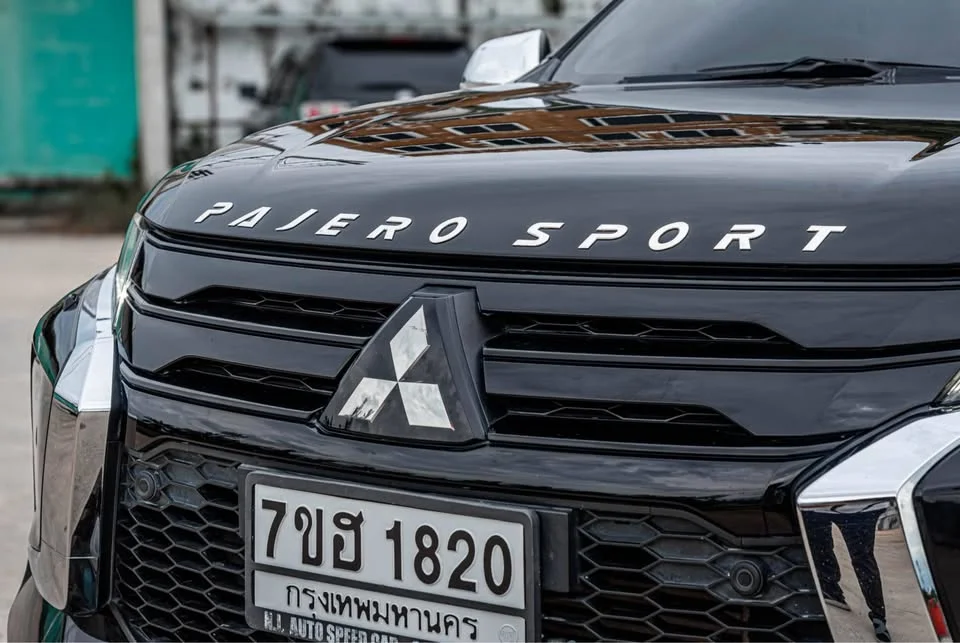 2022 Mitsubishi Pajero Sport III 3