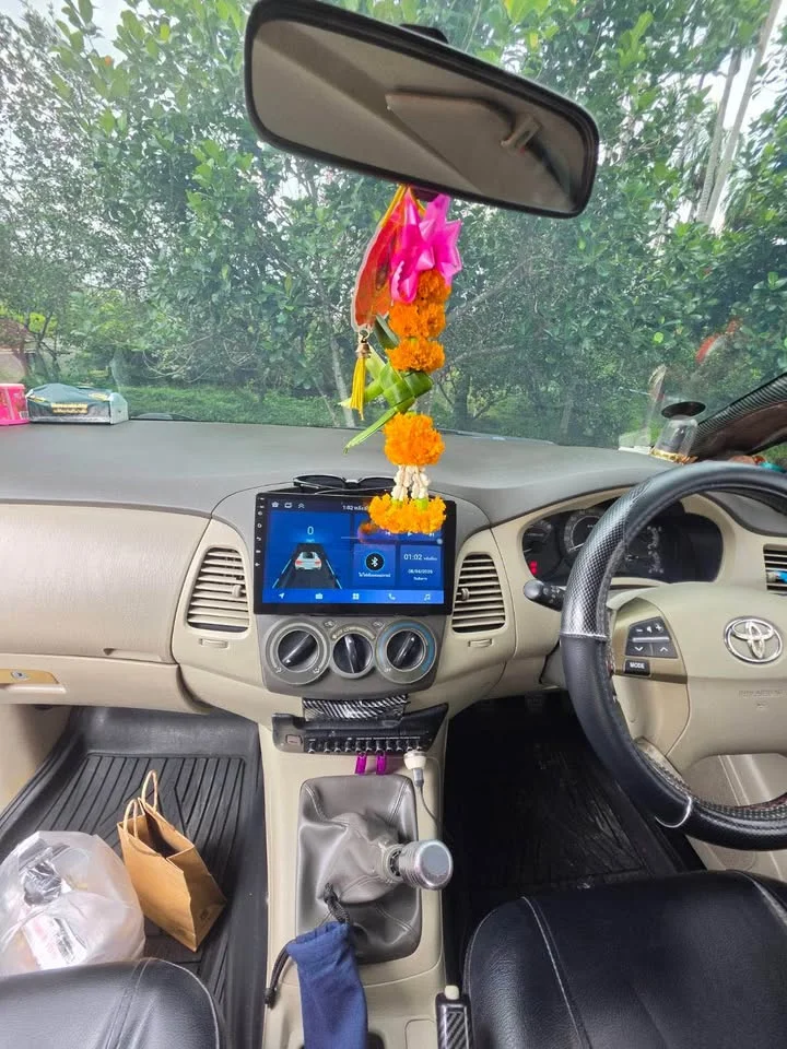 2011 Toyota Innova I 3