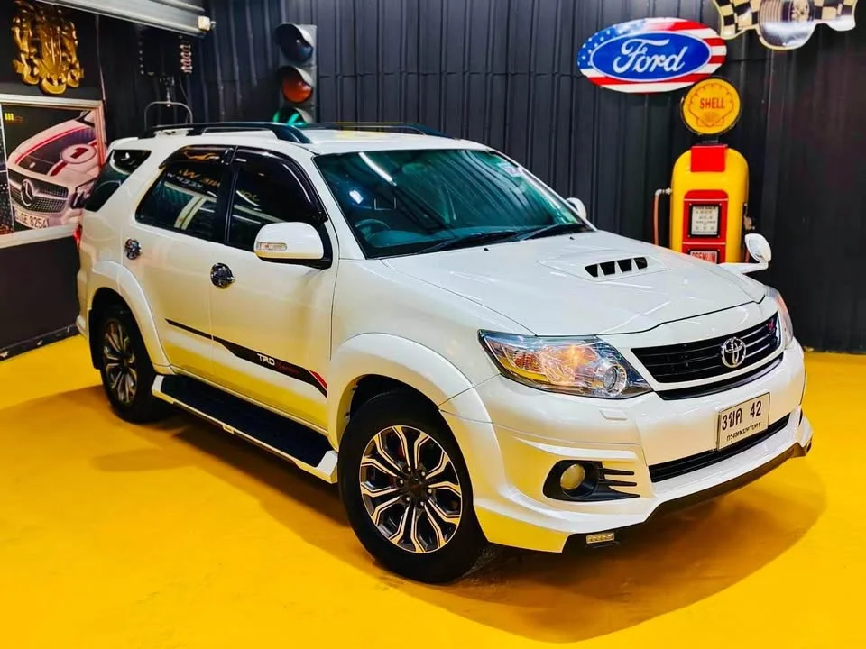 2014 Toyota Fortuner I 3