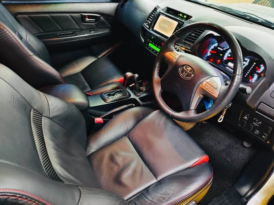 2014 Toyota Fortuner I 2