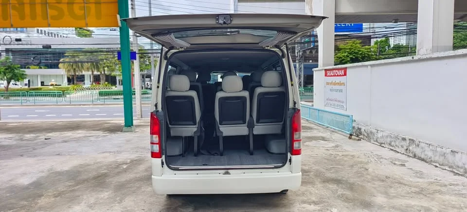 2012 Toyota HiAce V (H200) 2