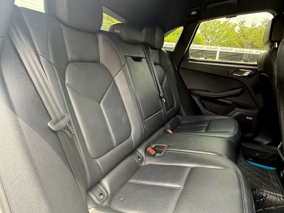 2022 Porsche Macan I 2