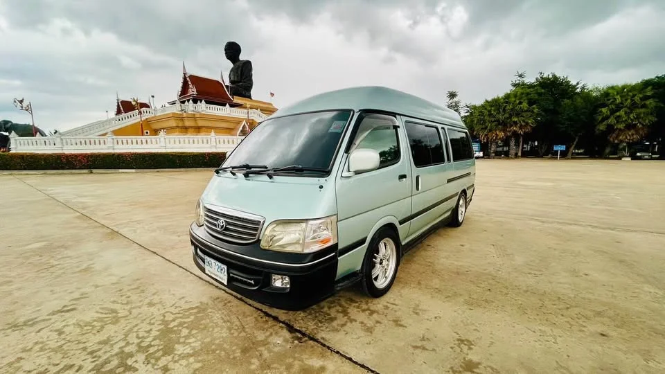 2004 Toyota Commuter IV (H100) 3
