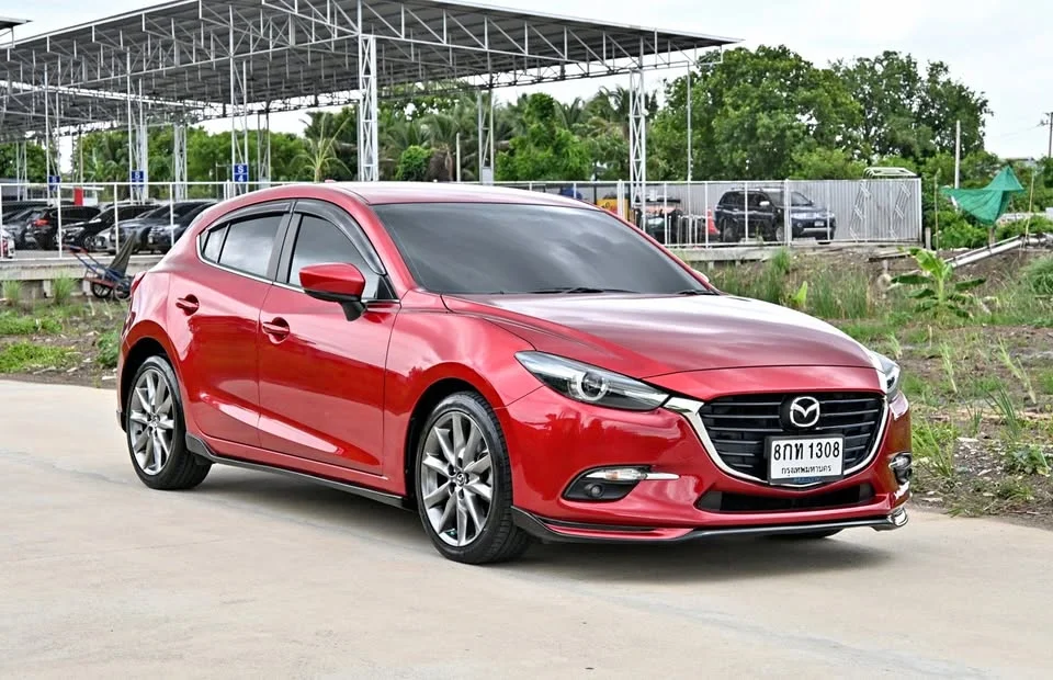 2019 Mazda 3 III 3