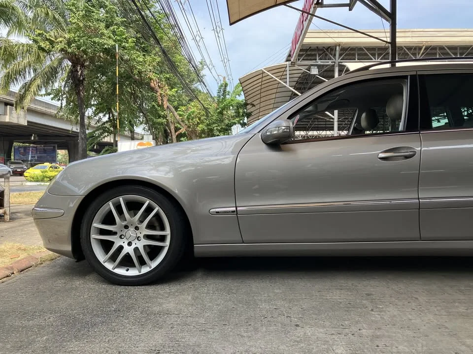 2004 Benz E-Class W211 2
