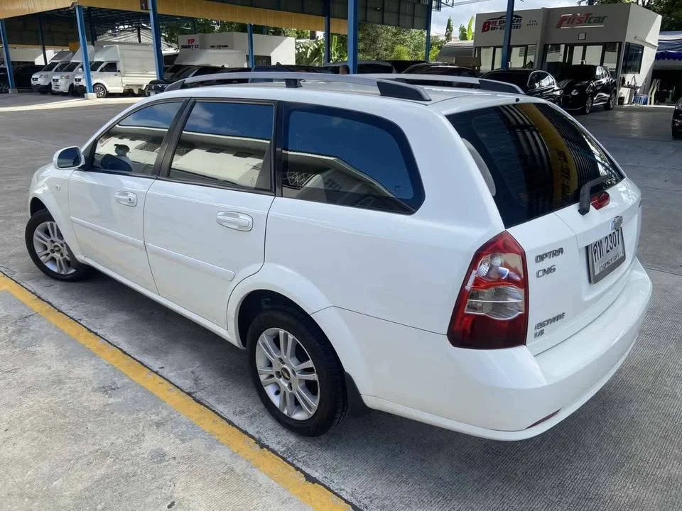 2010 Chevrolet Optra 3
