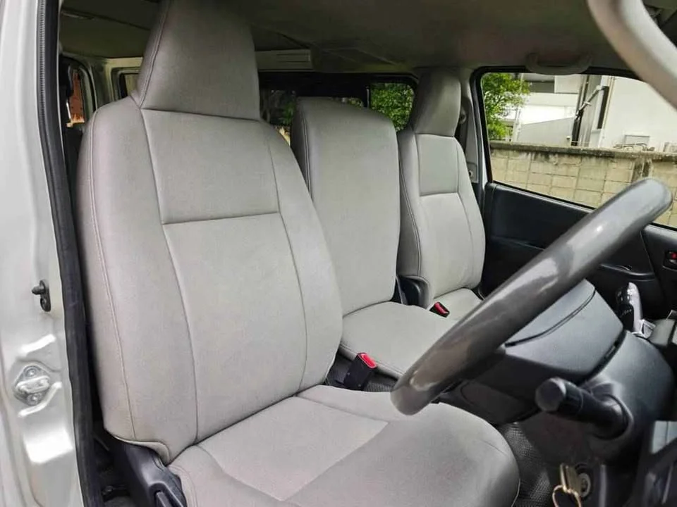 2017 Toyota HiAce V (H200) 2