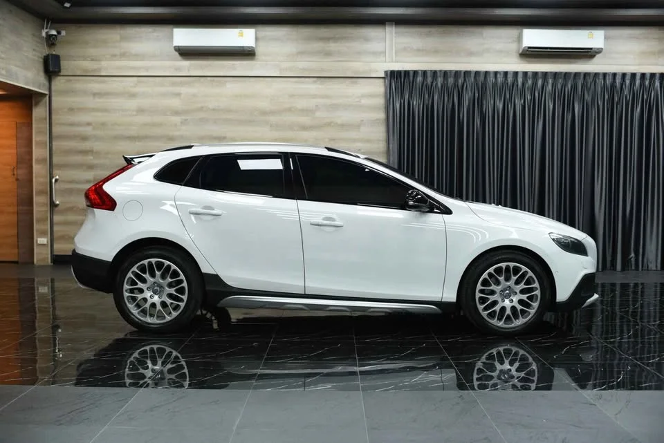 2016 Volvo V40 II 3