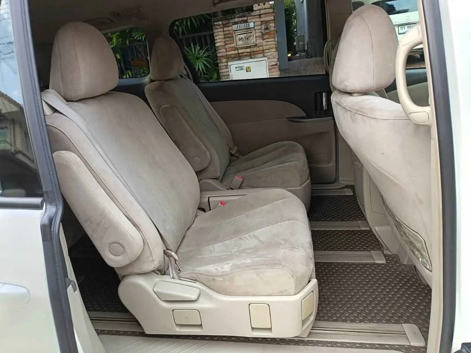 2007 Toyota Estima III 3