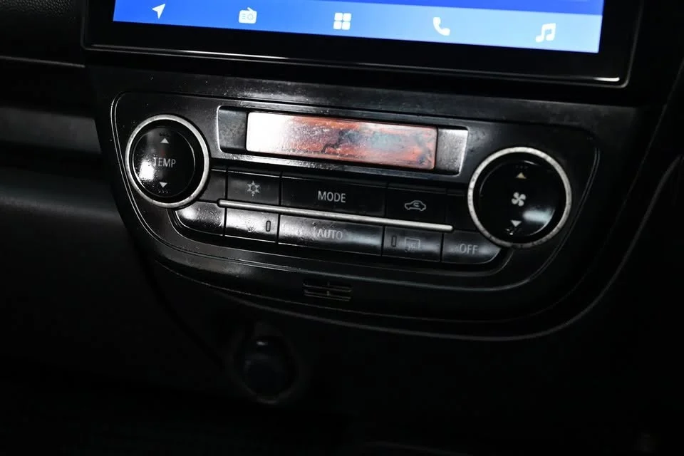 2013 Mitsubishi Attrage VI 2
