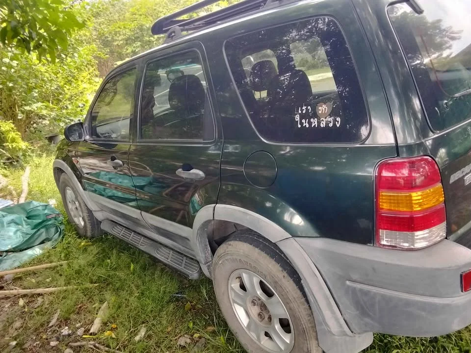2003 Ford Escape I 3