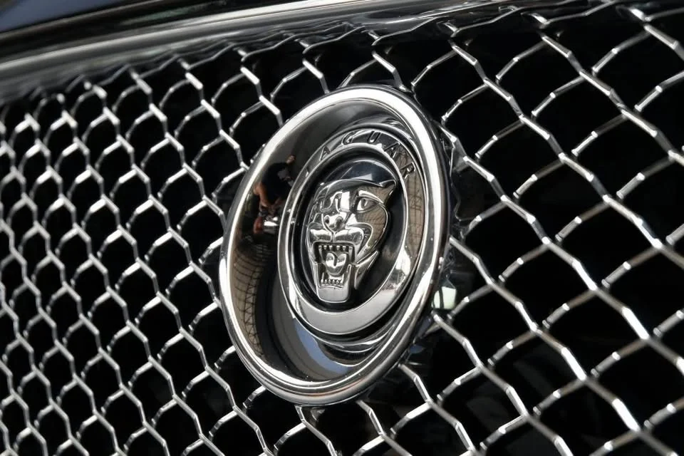 2013 Jaguar XJ X351 2