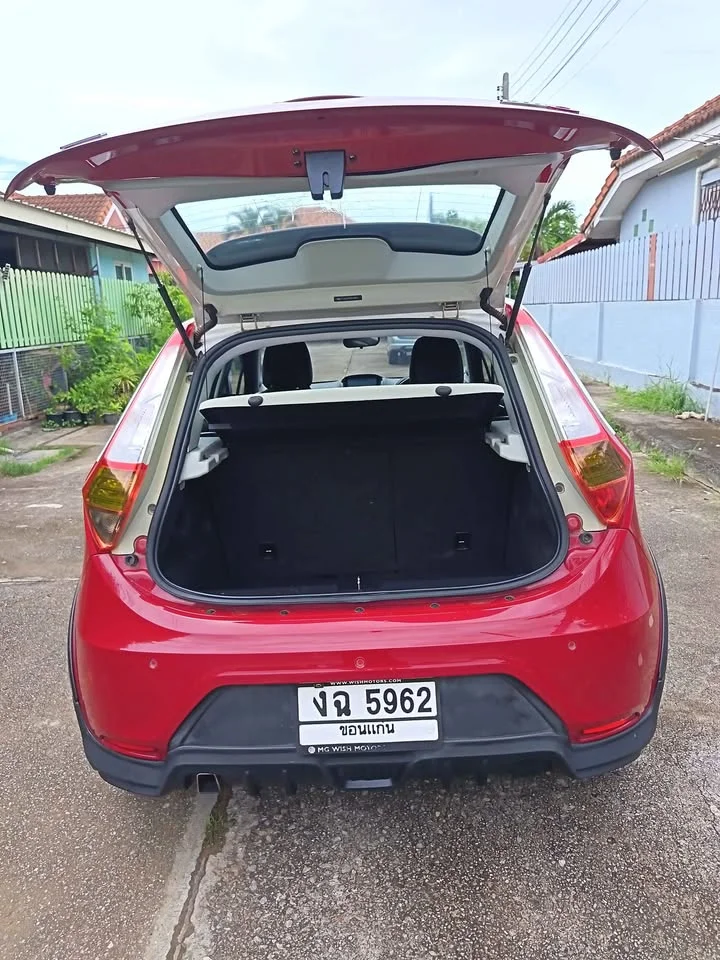 2016 MG 3 II 3