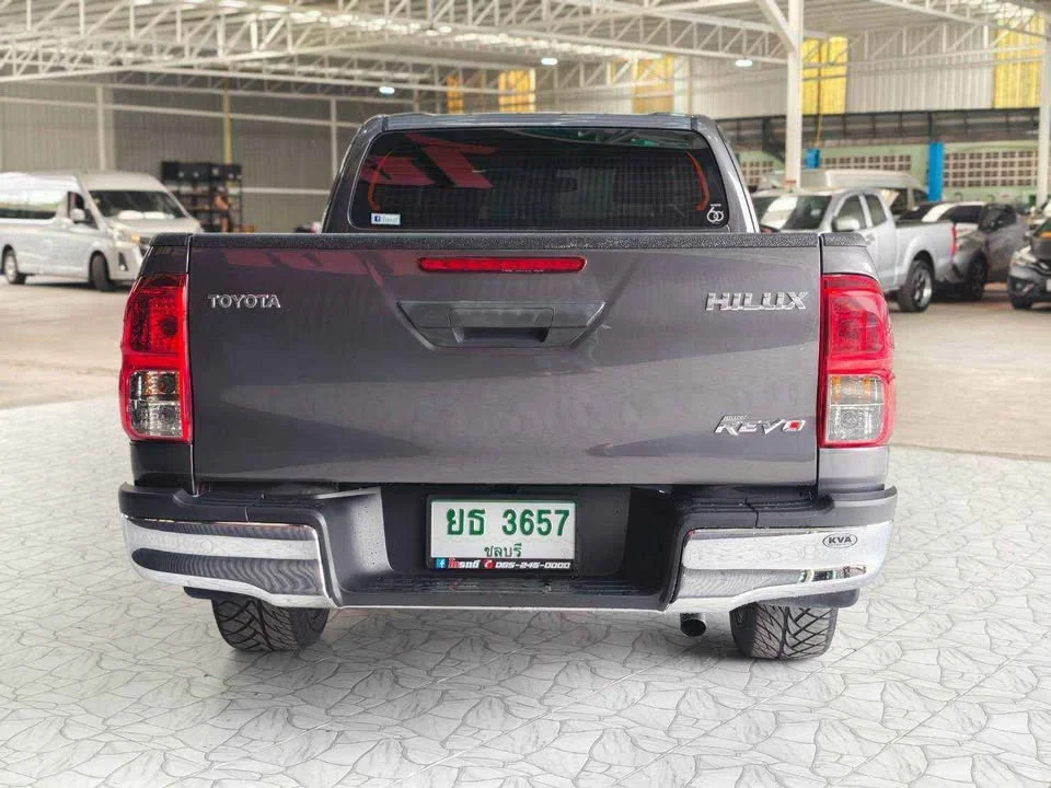 2022 Toyota Hilux VIII 3
