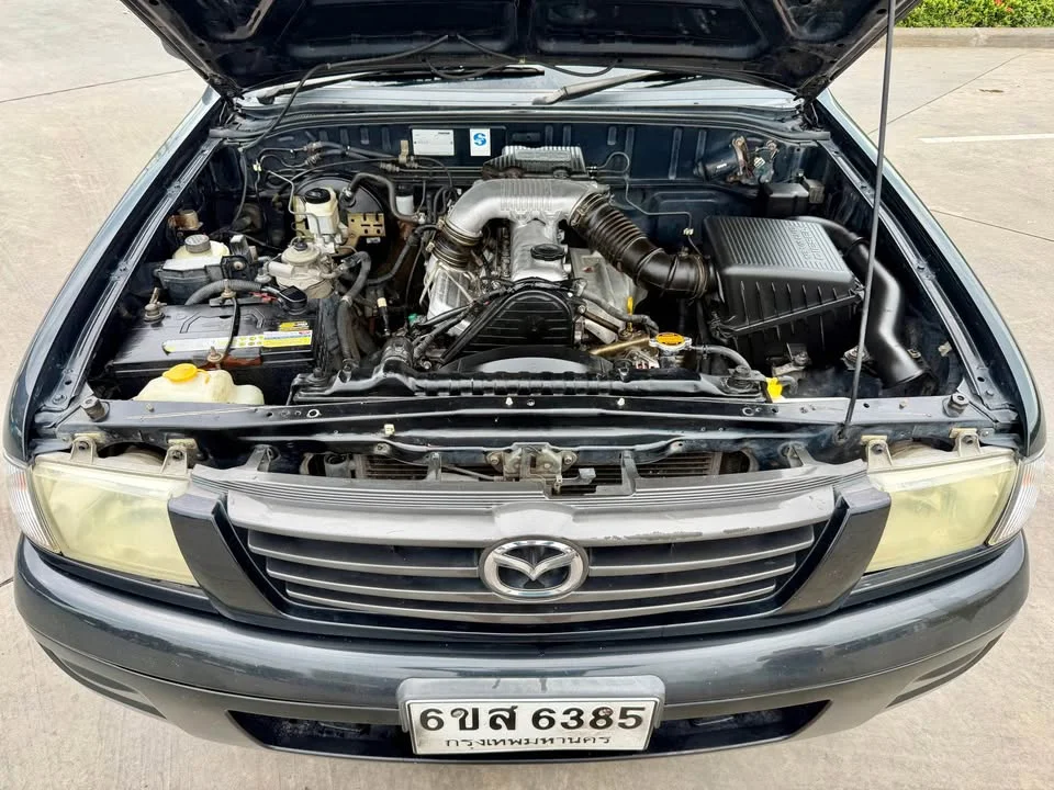 2005 Mazda 2500 Fighter V 2
