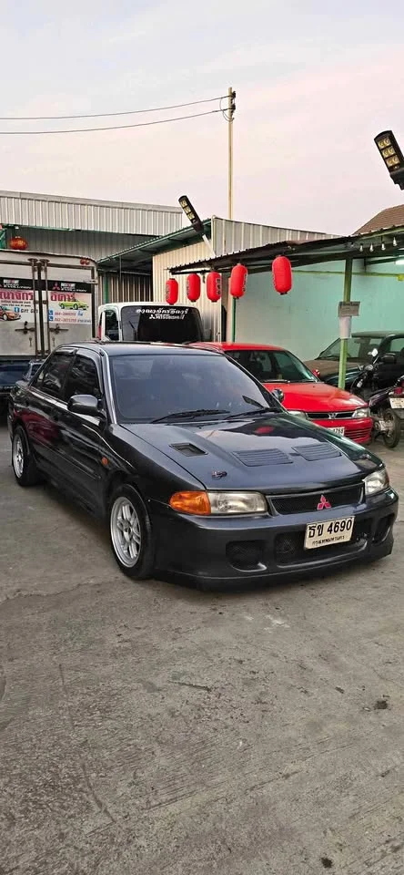 1993 Mitsubishi Lancer VI 3