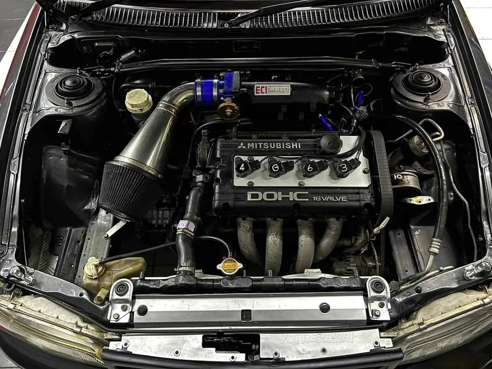 1993 Mitsubishi Lancer VI 2