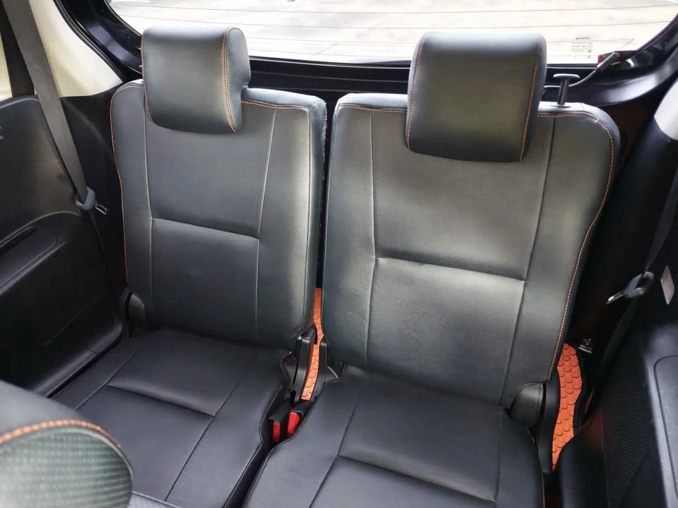 2017 Toyota Sienta II 2