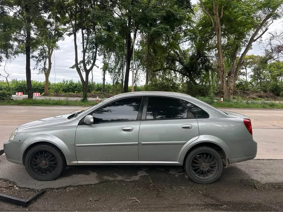2007 Chevrolet Optra 3