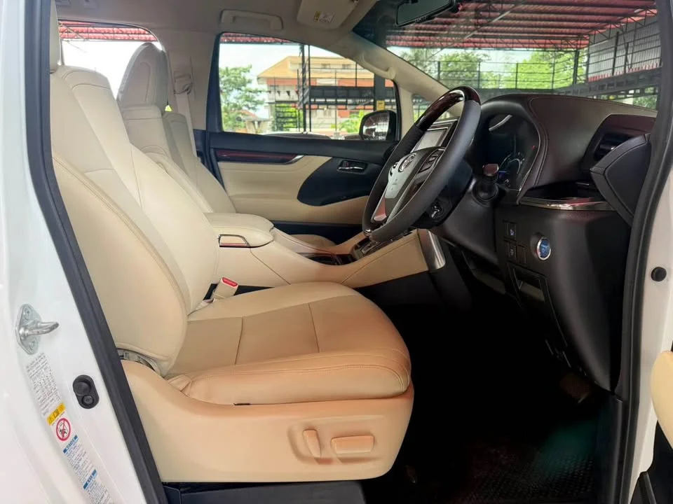 2017 Toyota Alphard, Vellfire IV (AH40) 3