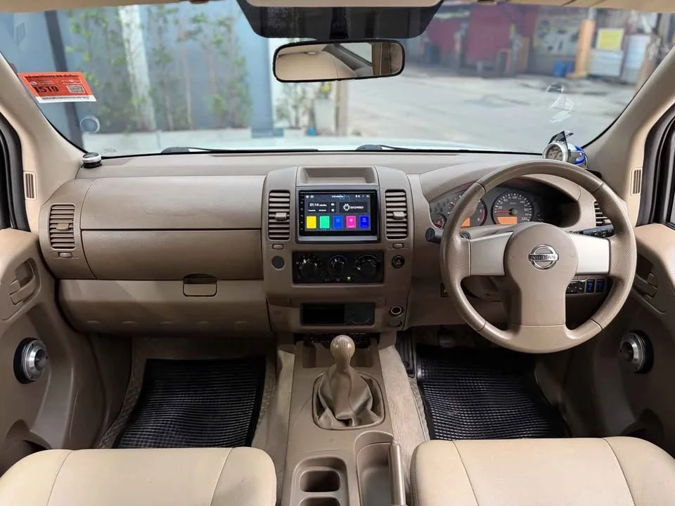 2010 Nissan Navara II 2