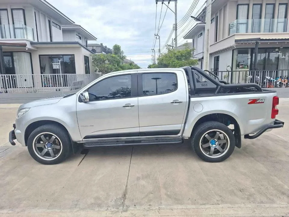 2013 Chevrolet Colorado II 2