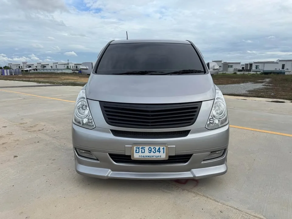 2010 Hyundai H-1 II 3