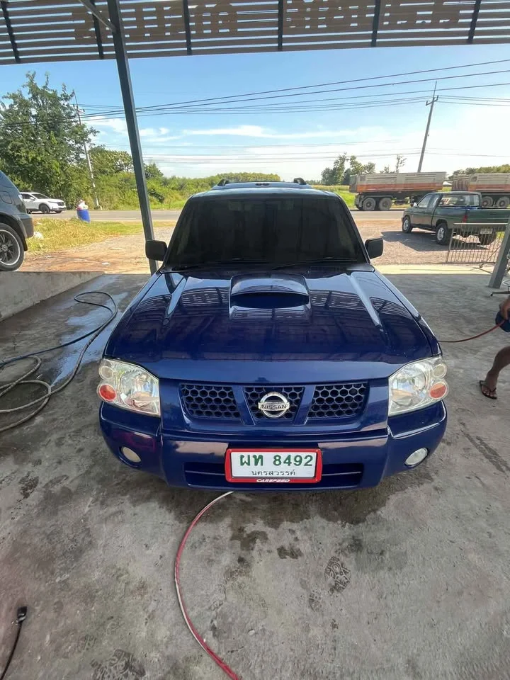 2006 Nissan Frontier I 3