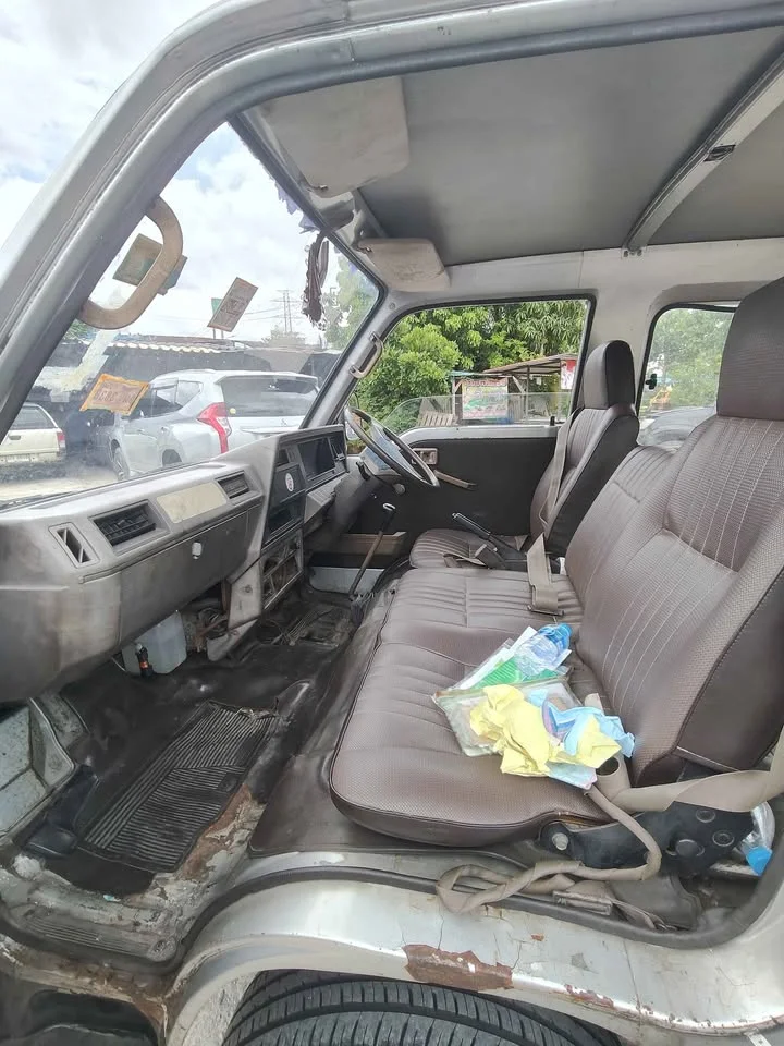1998 Nissan Urvan IV (E24) 2