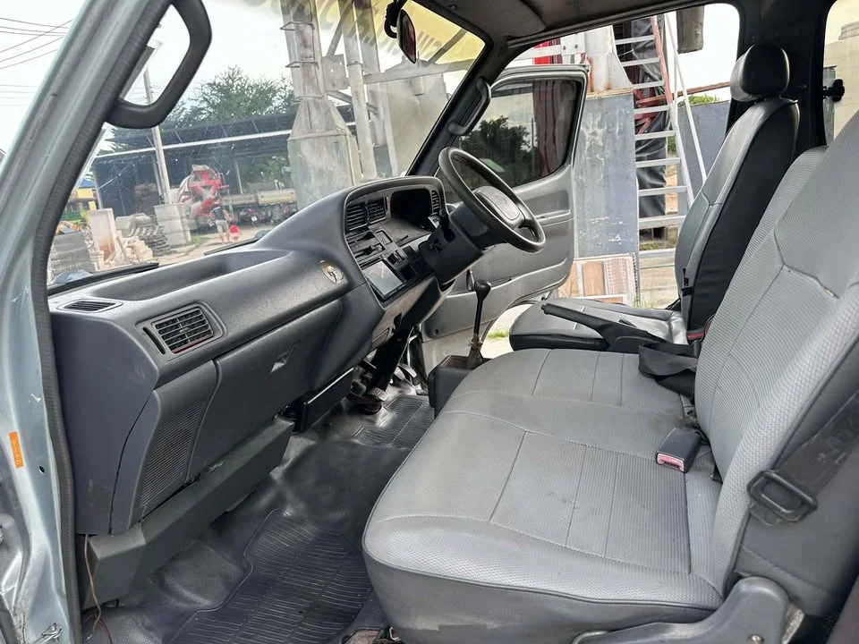 1999 Toyota Commuter IV (H100) 3