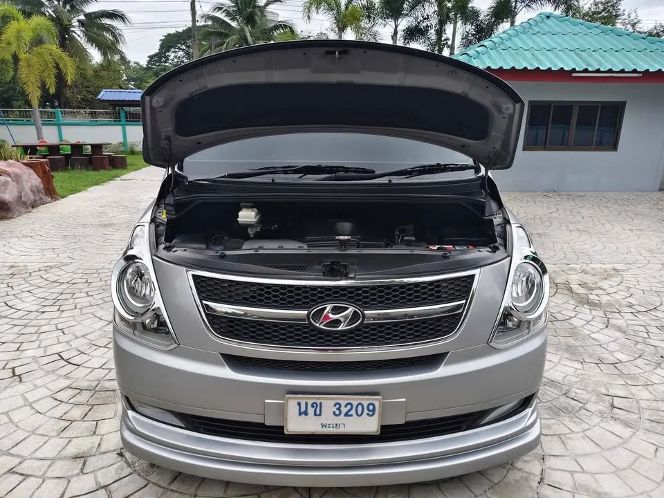 2013 Hyundai H-1 II 2