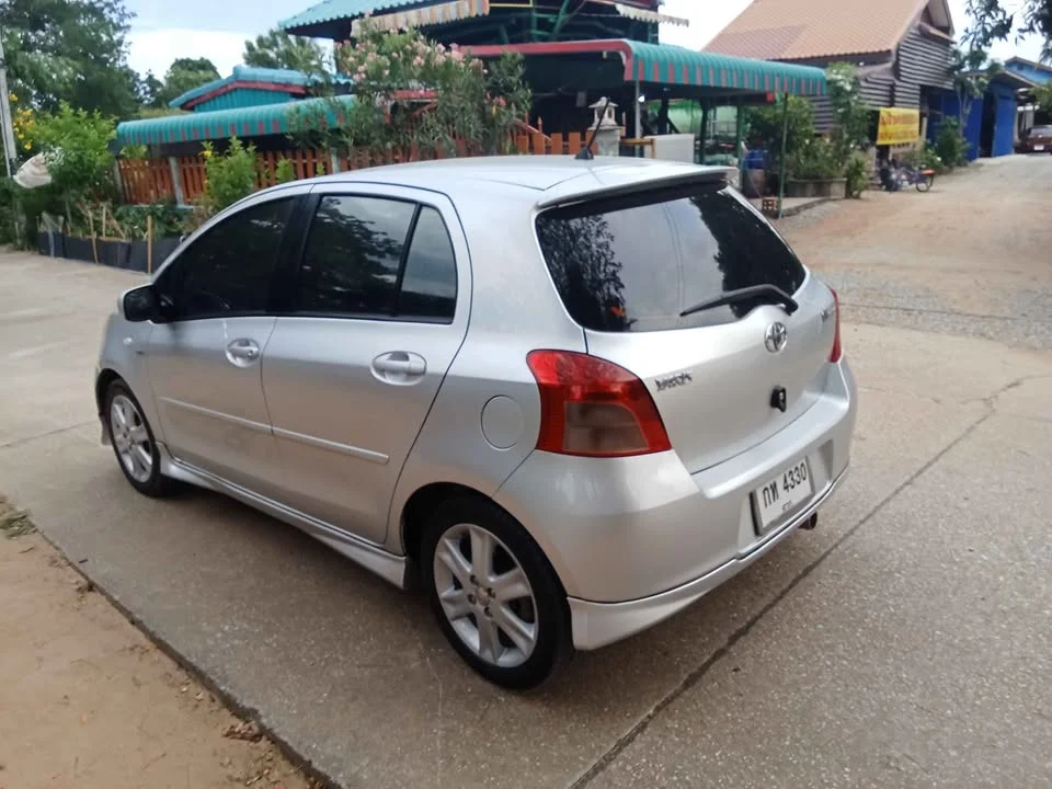 2008 Toyota Yaris II 3