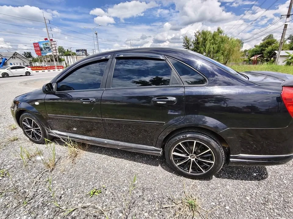 2008 Chevrolet Optra 3