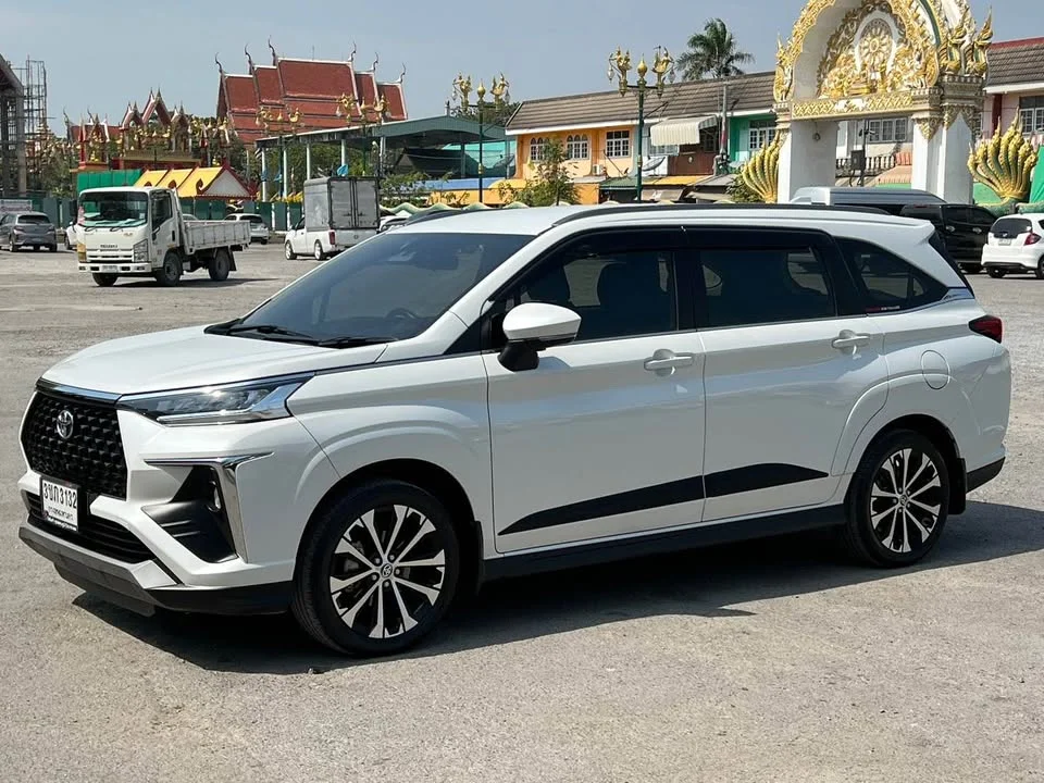 2022 Toyota Veloz III 3