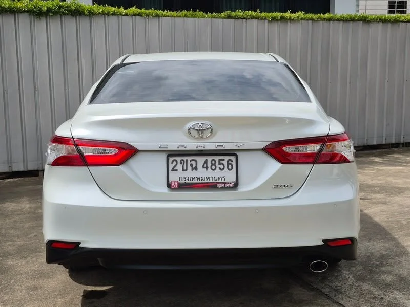 2021 Toyota Camry VIII (XV70) 3