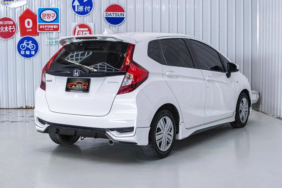 2020 Honda Jazz III 2