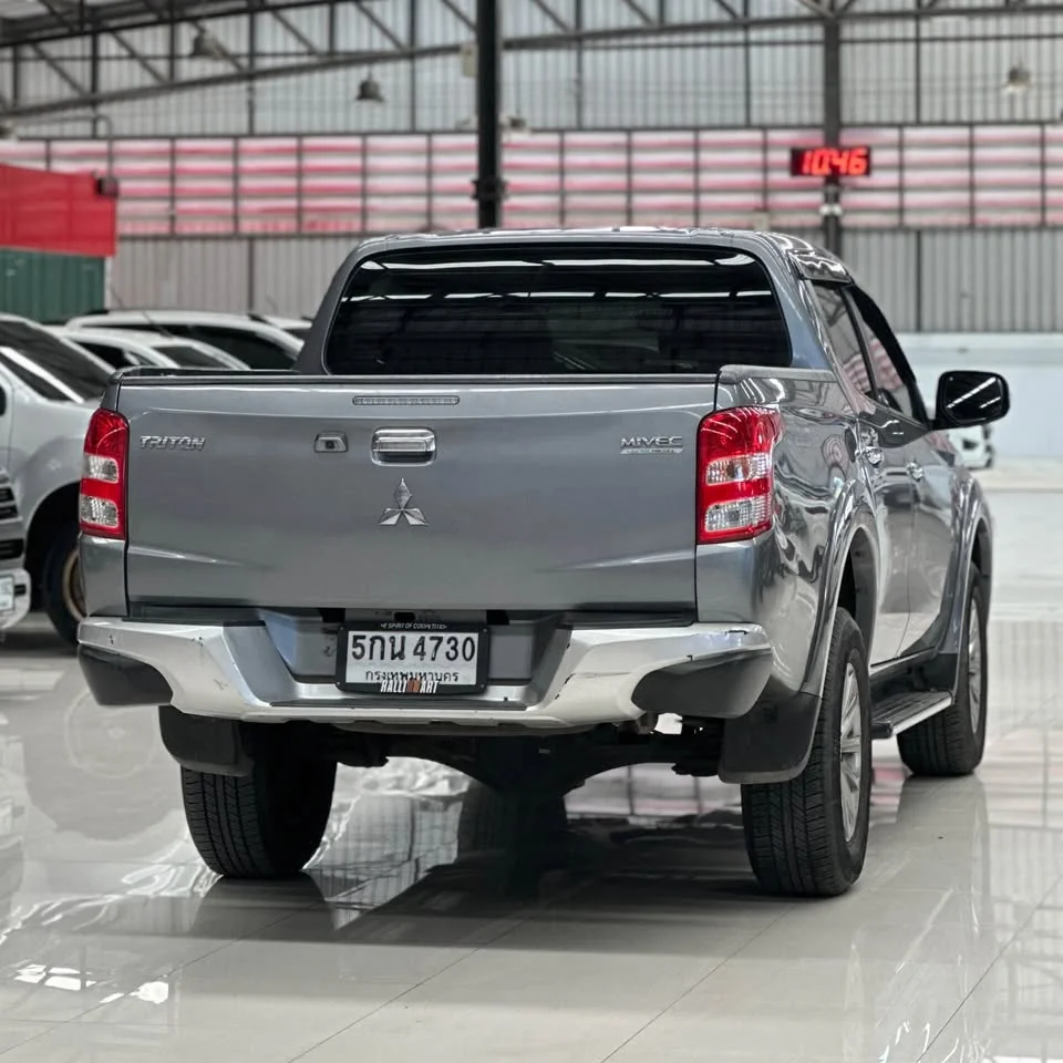 2016 Mitsubishi Triton V 2