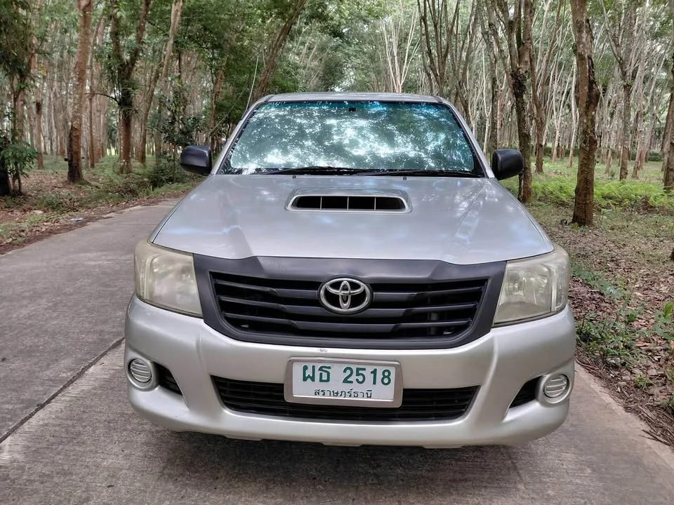 2013 Toyota Hilux VII 3