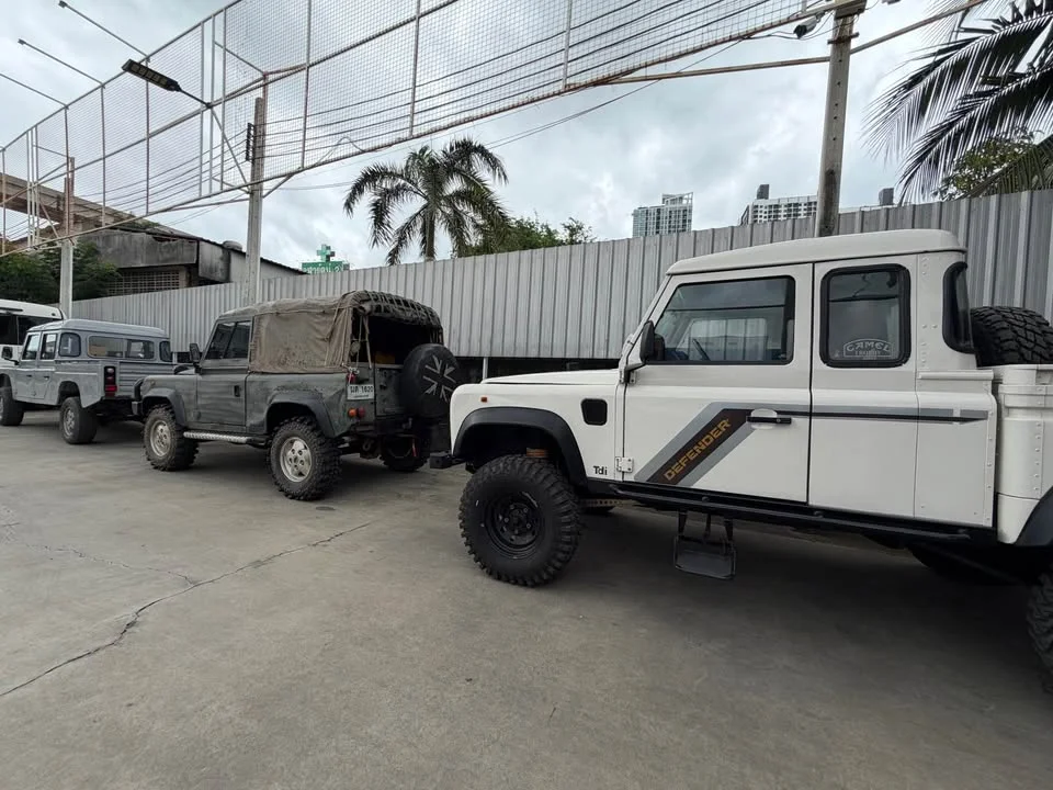 1997 Land Rover Defender 90 2
