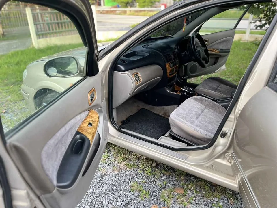2002 Nissan Sunny N16 3