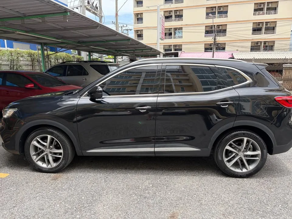2019 MG HS 2