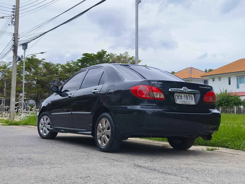 2004 Toyota Corolla Altis IX (E120) 3
