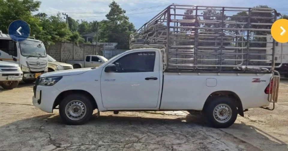 2021 Toyota Hilux VIII 2