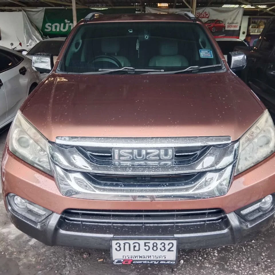 2014 Isuzu MU-X I 2